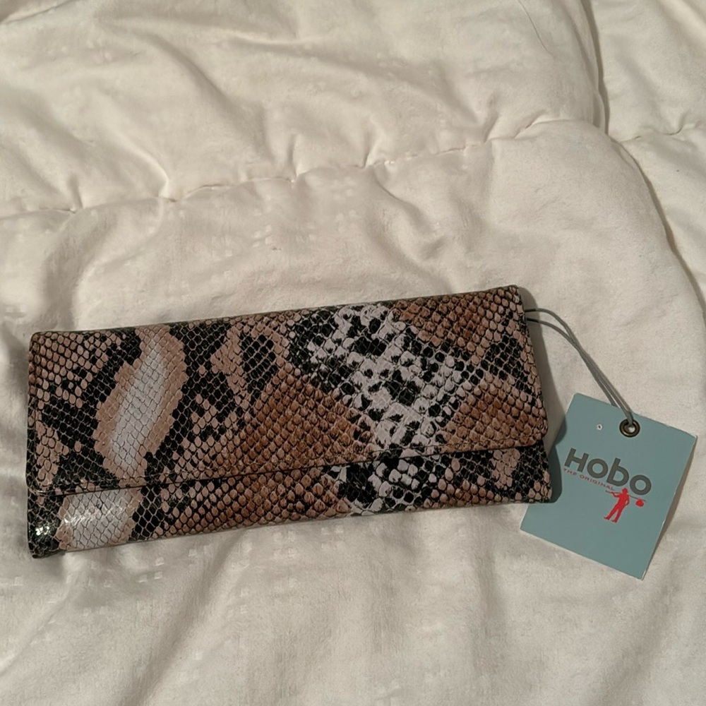 NEW Hobo Sadie Wallet